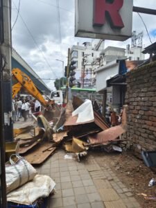 Police crack down at Bhosari PMT Chowk